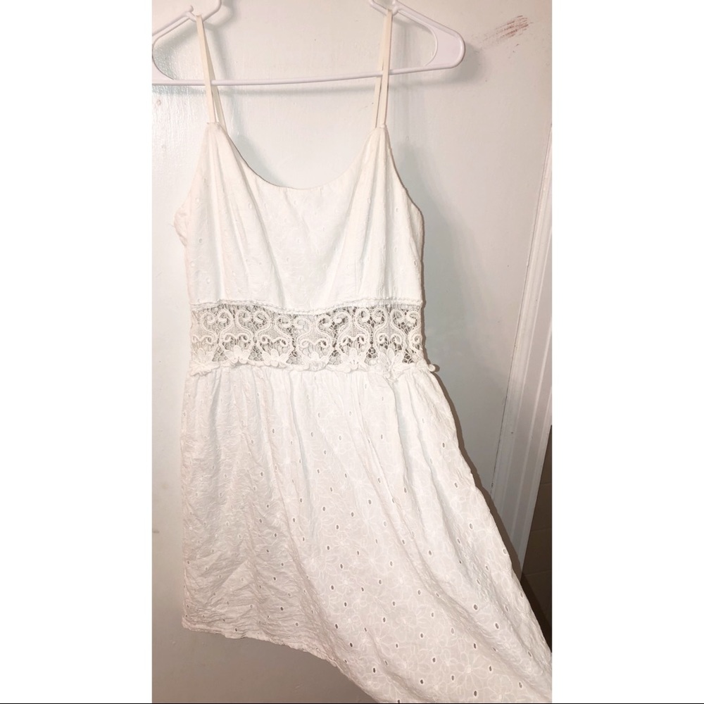 White Spring Dress - Picture 3 of 3